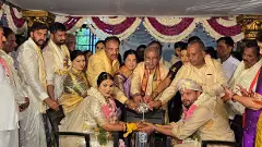 ಮಾಜಿ ಸಚಿವರ ಮಾದರಿ ನಡೆ; ಇವರ ಕುಟುಂಬದಲ್ಲಿ ನಡೆದಿರುವುದೆಲ್ಲಾ ಸರಳ ವಿವಾಹಗಳೇ..!