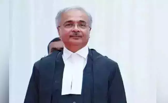 SUPREME COURT COLLEGIUM| ಕರ್ನಾಟಕ ಹೈಕೋರ್ಟ್ ಮುಖ್ಯ ನ್ಯಾಯಮೂರ್ತಿ ಸೇರಿದಂತೆ 3 ಜಡ್ಜ್ಗಳಿಗೆ ಸುಪ್ರೀಂ ಕೋರ್ಟ್ಗೆ ಪದೋನ್ನತಿ SUPREME COURT COLLEGIUM| ಕರ್ನಾಟಕ ಹೈಕೋರ್ಟ್ ಮುಖ್ಯ ನ್ಯಾಯಮೂರ್ತಿ ಸೇರಿದಂತೆ 3 ಜಡ್ಜ್ಗಳಿಗೆ ಸುಪ್ರೀಂ ಕೋರ್ಟ್ಗೆ ಪದೋನ್ನತಿ