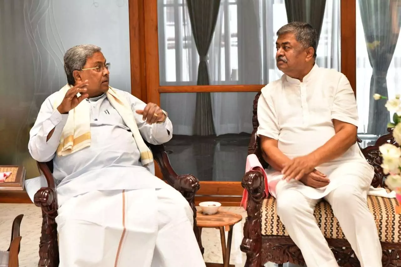 ಅಬ್ದುಲ್ ರಹಿಮಾನ್ ಹತ್ಯೆ ಪ್ರಕರಣ | ಕೋಮು ಗಲಭೆ ಸೃಷ್ಟಿಸುವ ಕಿಡಿಗೇಡಿಗಳಿಗೆ ಸಿಎಂ ಎಚ್ಚರಿಕೆ ಅಬ್ದುಲ್ ರಹಿಮಾನ್ ಹತ್ಯೆ ಪ್ರಕರಣ | ಕೋಮು ಗಲಭೆ ಸೃಷ್ಟಿಸುವ ಕಿಡಿಗೇಡಿಗಳಿಗೆ ಸಿಎಂ ಎಚ್ಚರಿಕೆ