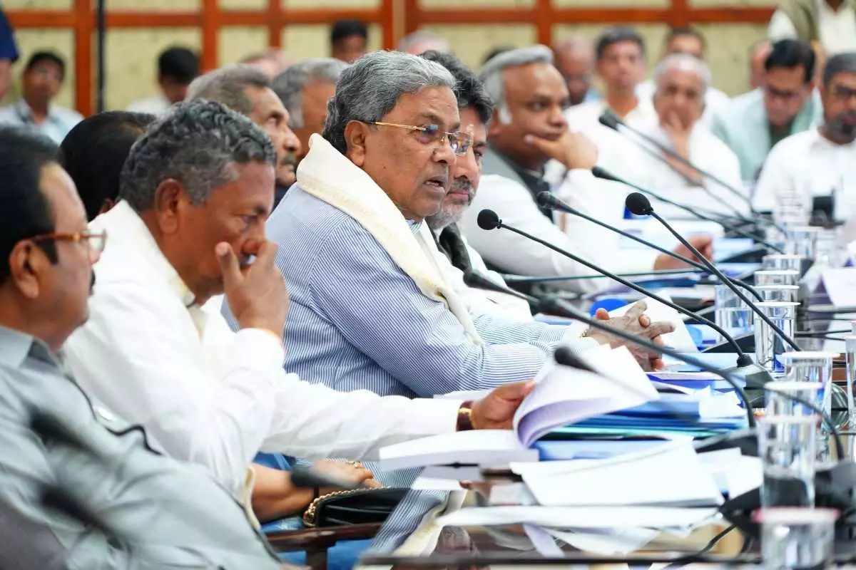 Officers should let go of their egos, if law and order deteriorates, DCs and SPs will be responsible: CM Siddaramaiah warns Officers should let go of their egos, if law and order deteriorates, DCs and SPs will be responsible: CM Siddaramaiah warns