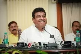 Distribution of safety kits to ten thousand forest guards in the state: Minister M.B. Patil Distribution of safety kits to ten thousand forest guards in the state: Minister M.B. Patil