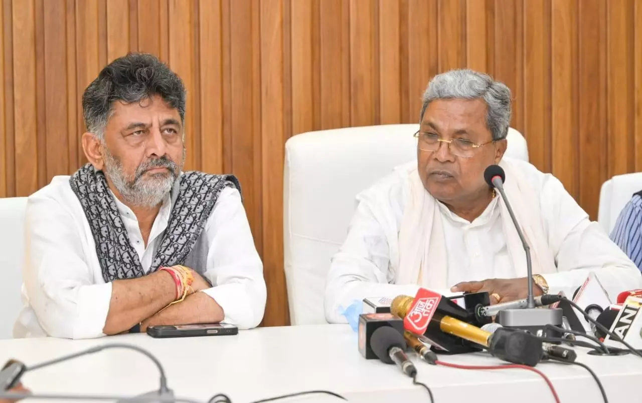ಆರ್ಸಿಬಿ ವಿಜಯೋತ್ಸವ ದುರಂತ: ಮ್ಯಾಜಿಸ್ಟ್ರೇಟ್ ತನಿಖೆಗೆ ಸಿಎಂ ಆದೇಶ ಆರ್ಸಿಬಿ ವಿಜಯೋತ್ಸವ ದುರಂತ: ಮ್ಯಾಜಿಸ್ಟ್ರೇಟ್ ತನಿಖೆಗೆ ಸಿಎಂ ಆದೇಶ