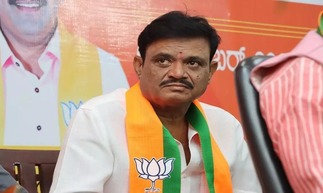 MLA Munirathnas bail application dismissed after allegations of rape by her accomplice MLA Munirathnas bail application dismissed after allegations of rape by her accomplice