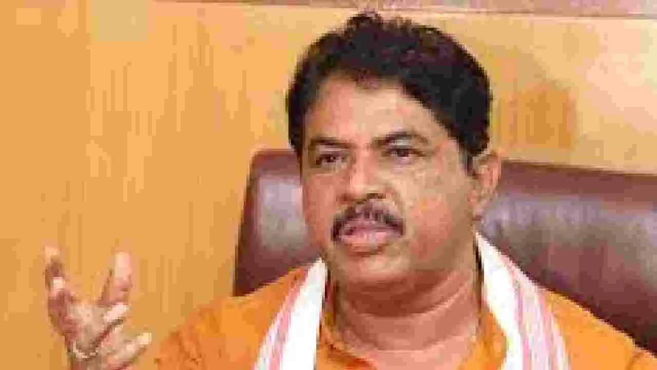 ಚಿನ್ನಸ್ವಾಮಿ ಕ್ರೀಡಾಂಗಣ ಕಾಲ್ತುಳಿತ ದುರಂತ: ತುರ್ತು ಅಧಿವೇಶನ ಕರೆಯಲು ಪ್ರತಿಪಕ್ಷ ನಾಯಕ ಆರ್. ಅಶೋಕ ಆಗ್ರಹ ಚಿನ್ನಸ್ವಾಮಿ ಕ್ರೀಡಾಂಗಣ ಕಾಲ್ತುಳಿತ ದುರಂತ: ತುರ್ತು ಅಧಿವೇಶನ ಕರೆಯಲು ಪ್ರತಿಪಕ್ಷ ನಾಯಕ ಆರ್. ಅಶೋಕ ಆಗ್ರಹ
