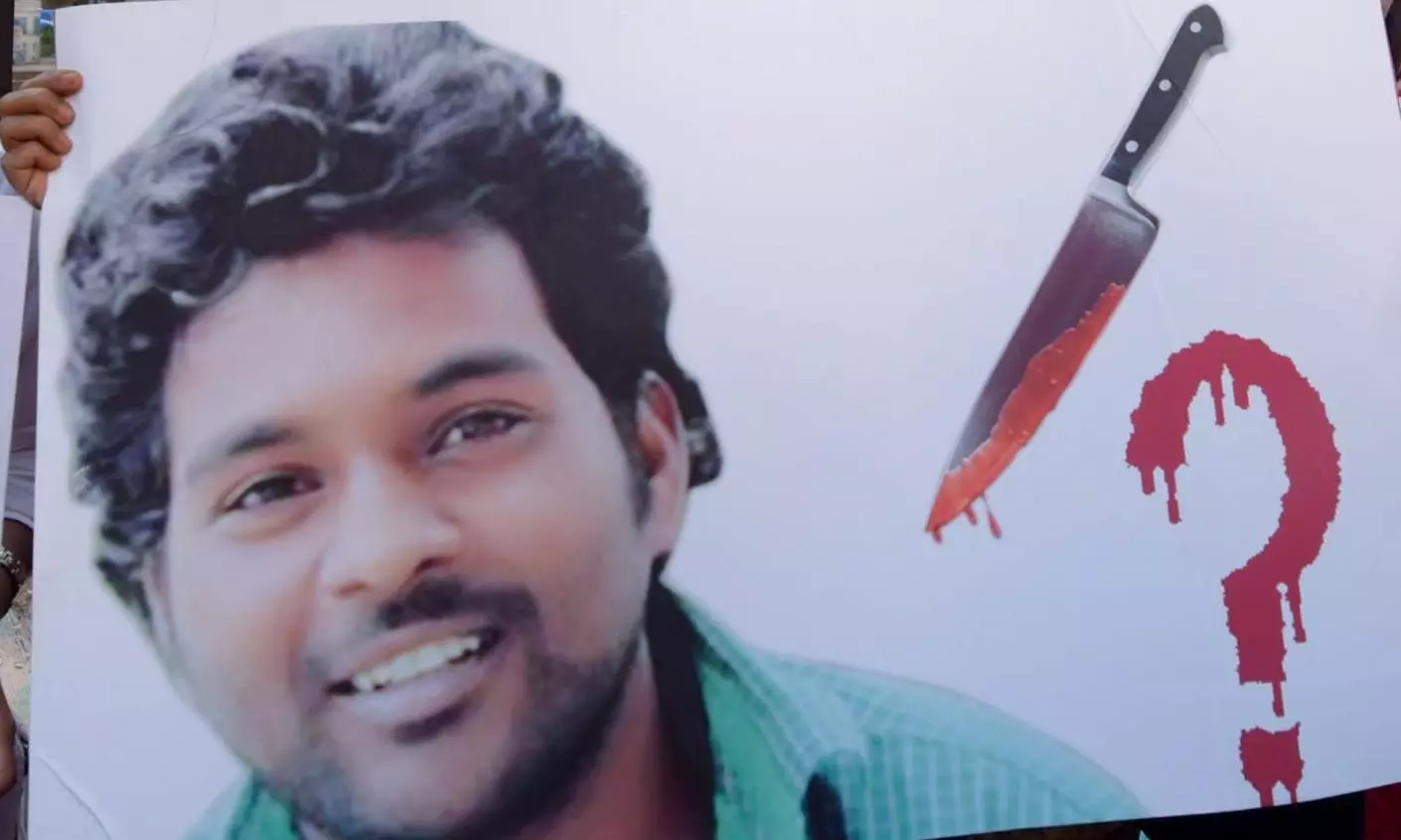 ಸಂಪುಟ ಸಭೆಯಲ್ಲಿ ರೋಹಿತ್ ವೇಮುಲ ಕಾಯ್ದೆ ಪ್ರಸ್ತಾಪ; ಮುಂದಿನ ಸಭೆಯಲ್ಲಿ ವಿಸ್ತೃತ ಚರ್ಚೆಗೆ ನಿರ್ಣಯ ಸಂಪುಟ ಸಭೆಯಲ್ಲಿ ರೋಹಿತ್ ವೇಮುಲ ಕಾಯ್ದೆ ಪ್ರಸ್ತಾಪ; ಮುಂದಿನ ಸಭೆಯಲ್ಲಿ ವಿಸ್ತೃತ ಚರ್ಚೆಗೆ ನಿರ್ಣಯ