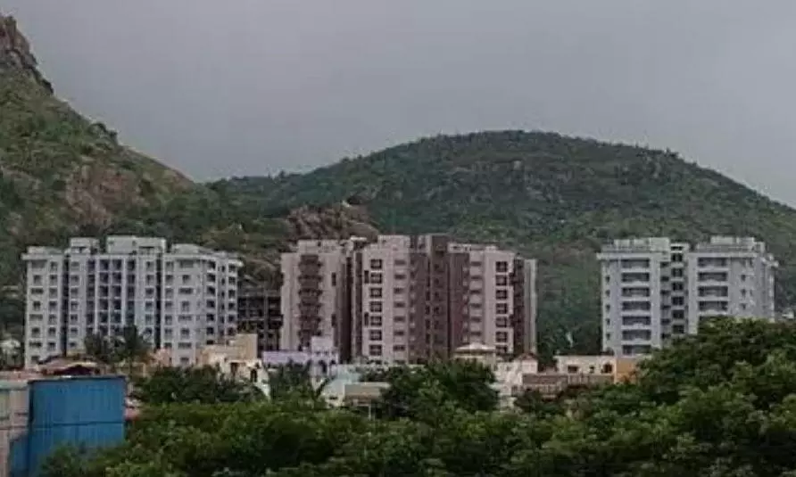 ಸಿಎಂಸಿಯಂತಹ ಆಸ್ಪತ್ರೆ ಕಟ್ಟಲು ಆರ್.ಎಸ್.ಎಸ್.ಗೆ ಯಾಕೆ ಸಾಧ್ಯವಾಗಿಲ್ಲ? ಸಿಎಂಸಿಯಂತಹ ಆಸ್ಪತ್ರೆ ಕಟ್ಟಲು ಆರ್.ಎಸ್.ಎಸ್.ಗೆ ಯಾಕೆ ಸಾಧ್ಯವಾಗಿಲ್ಲ?