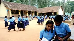 ರಾಜ್ಯದ 4,134 ಸರ್ಕಾರಿ ಶಾಲೆಗಳಲ್ಲಿ ಇಂಗ್ಲಿಷ್ ಮಾಧ್ಯಮ ತರಗತಿ ಆರಂಭಕ್ಕೆ ಸರ್ಕಾರ ಗ್ರೀನ್ ಸಿಗ್ನಲ್ ರಾಜ್ಯದ 4,134 ಸರ್ಕಾರಿ ಶಾಲೆಗಳಲ್ಲಿ ಇಂಗ್ಲಿಷ್ ಮಾಧ್ಯಮ ತರಗತಿ ಆರಂಭಕ್ಕೆ ಸರ್ಕಾರ ಗ್ರೀನ್ ಸಿಗ್ನಲ್