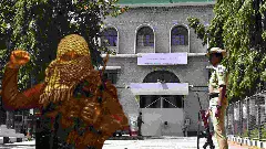 ಜೈಲಿನಿಂದಲೇ ಉಗ್ರ ಕೃತ್ಯಕ್ಕೆ ಸಂಚು; ಎನ್​ಐಎ ದಾಳಿ; ಪರಪ್ಪನ ಅಗ್ರಹಾರ ಜೈಲಿನ ಮನೋವೈದ್ಯ ಸೇರಿ ಮೂವರ ಬಂಧನ