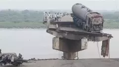 ಗುಜರಾತ್‌ನಲ್ಲಿ ಸೇತುವೆ ಕುಸಿತ: ಒಂಭತ್ತು ಮಂದಿ ಸಾವು, ಹಲವರಿಗೆ ಗಾಯ