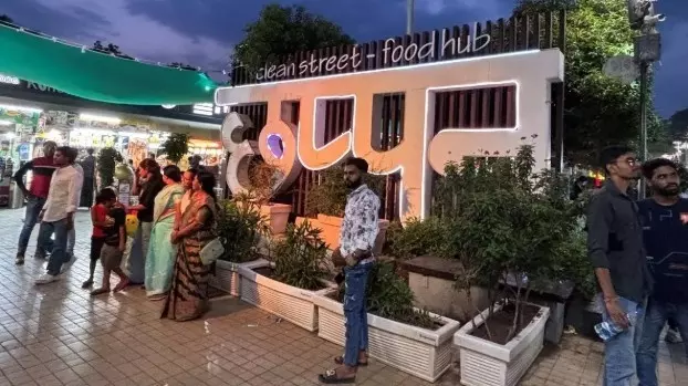 56 ಅಂಗಡಿಗಳಿರುವ ಇಂದೋರ್ ನಗರದ ಚಪ್ಪನ್ ದುಕಾನ್ 56 ಅಂಗಡಿಗಳಿರುವ ಇಂದೋರ್ ನಗರದ ಚಪ್ಪನ್ ದುಕಾನ್