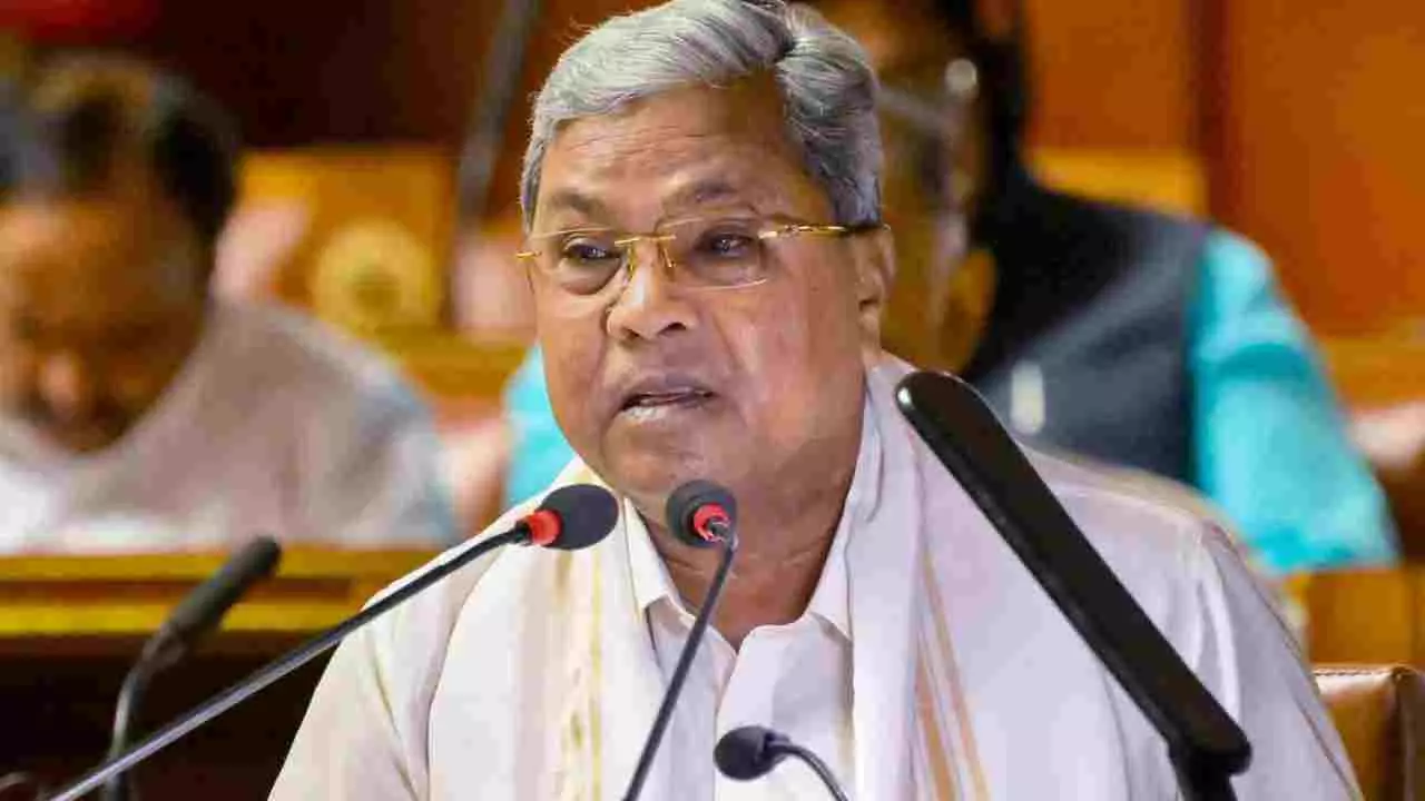 ಫೇಸ್​ಬುಕ್​ನಲ್ಲಿ ದೋಷಪೂರಿತ ಕನ್ನಡ ಸ್ವಯಂ ಅನುವಾದಕ್ಕೆ ಸಿಎಂ ಸಿದ್ದರಾಮಯ್ಯ ಆಕ್ಷೇಪ; ಇಮೇಲ್​ ರವಾನೆ