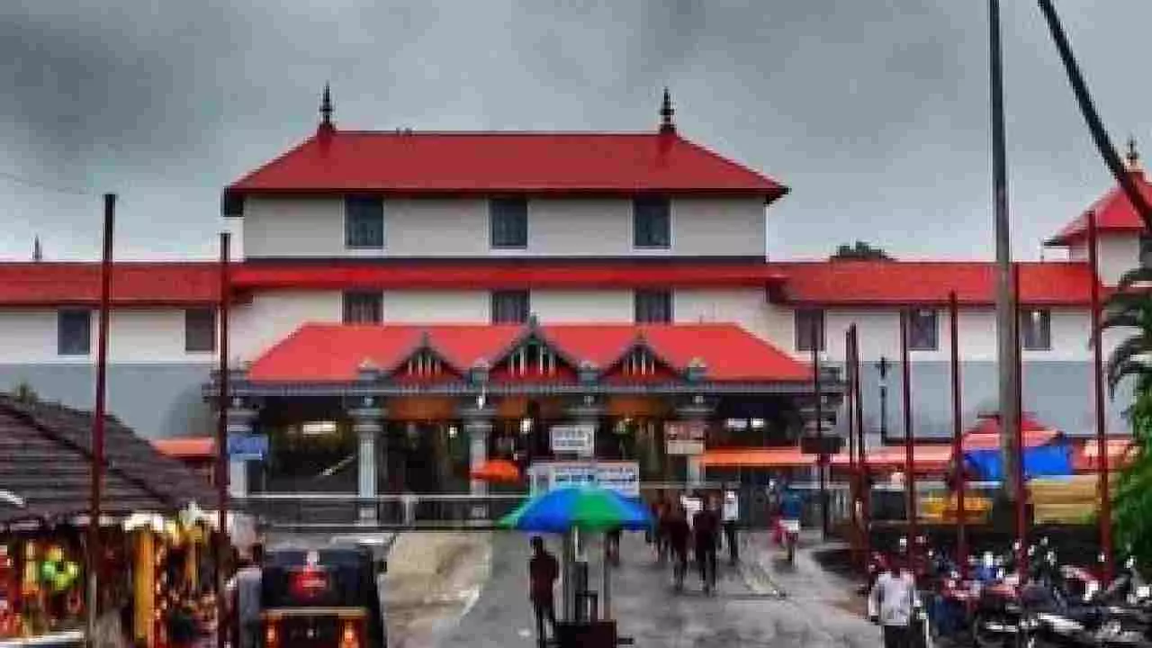 ಸತ್ಯ ಶೀಘ್ರ ಬಯಲಾಗಲಿ; ಎಸ್ಐಟಿ ತನಿಖೆಗೆ ಶ್ರೀಕ್ಷೇತ್ರ ಧರ್ಮಸ್ಥಳ ಸ್ವಾಗತ ಸತ್ಯ ಶೀಘ್ರ ಬಯಲಾಗಲಿ; ಎಸ್ಐಟಿ ತನಿಖೆಗೆ ಶ್ರೀಕ್ಷೇತ್ರ ಧರ್ಮಸ್ಥಳ ಸ್ವಾಗತ