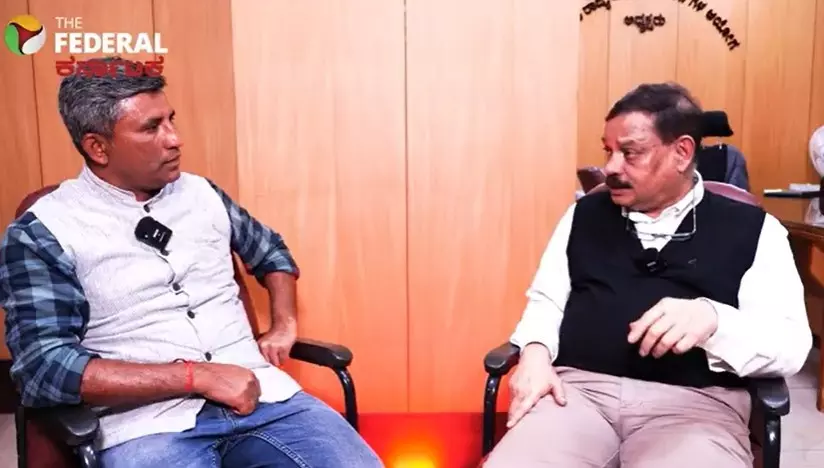 The Federal Exclusive | ಜಾತಿಗಣತಿ 2.0 | ಜಿಯೋ ಟ್ಯಾಗ್, ಎಐ ಬಳಕೆ ; ಸಮೀಕ್ಷೆಗೆ ವಿಶ್ವಸಂಸ್ಥೆ ಪರಿಣತರ ನೆರವು- ಮಧುಸೂದನ್ ನಾಯ್ಕ್ The Federal Exclusive | ಜಾತಿಗಣತಿ 2.0 | ಜಿಯೋ ಟ್ಯಾಗ್, ಎಐ ಬಳಕೆ ; ಸಮೀಕ್ಷೆಗೆ ವಿಶ್ವಸಂಸ್ಥೆ ಪರಿಣತರ ನೆರವು- ಮಧುಸೂದನ್ ನಾಯ್ಕ್