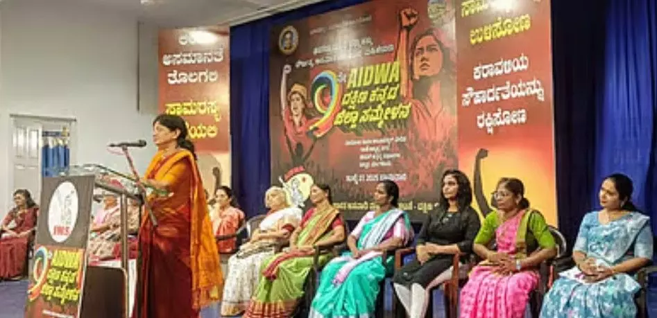 ಧರ್ಮಸ್ಥಳ ಪ್ರಕರಣ | ನಿಷ್ಪಕ್ಷಪಾತ ತನಿಖೆಗೆ ಜನವಾದಿ ಮಹಿಳಾ ಸಂಘಟನೆ ಆಗ್ರಹ ಧರ್ಮಸ್ಥಳ ಪ್ರಕರಣ | ನಿಷ್ಪಕ್ಷಪಾತ ತನಿಖೆಗೆ ಜನವಾದಿ ಮಹಿಳಾ ಸಂಘಟನೆ ಆಗ್ರಹ