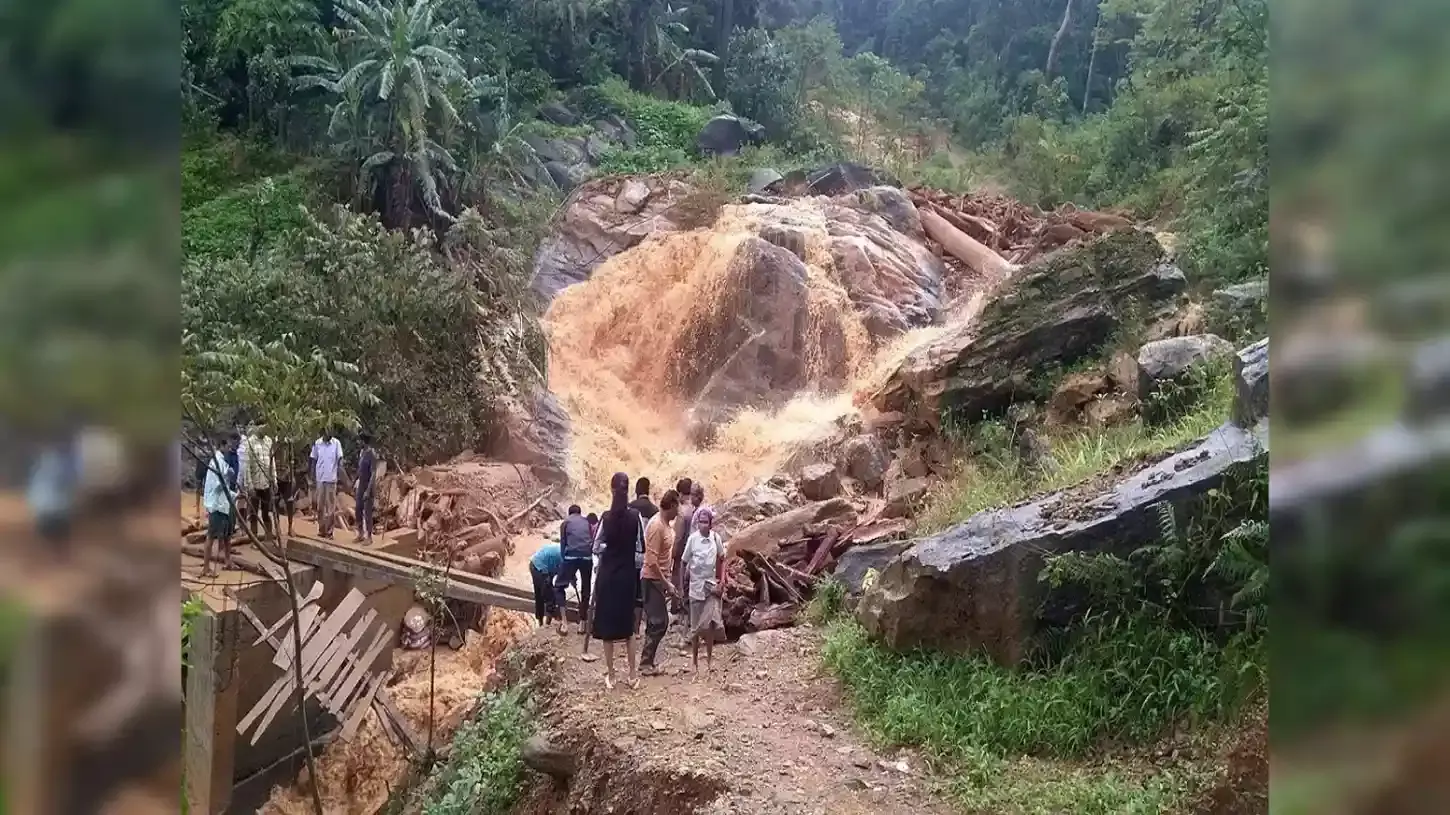 ಕೊಡಗಿನಲ್ಲಿ ಭೂಕುಸಿತದ ವದಂತಿ;  ಆತಂಕ ನಿವಾರಿಸಿದ ಅಧಿಕಾರಿಗಳು