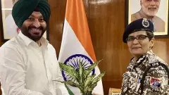 ರೈಲ್ವೆ ಭದ್ರತಾ ಪಡೆಗೆ ಮೊದಲ ಮಹಿಳಾ ಡಿಜಿ: ಐಪಿಎಸ್ ಅಧಿಕಾರಿ ಸೋನಾಲಿ ಮಿಶ್ರಾ ಅಧಿಕಾರ ಸ್ವೀಕಾರ