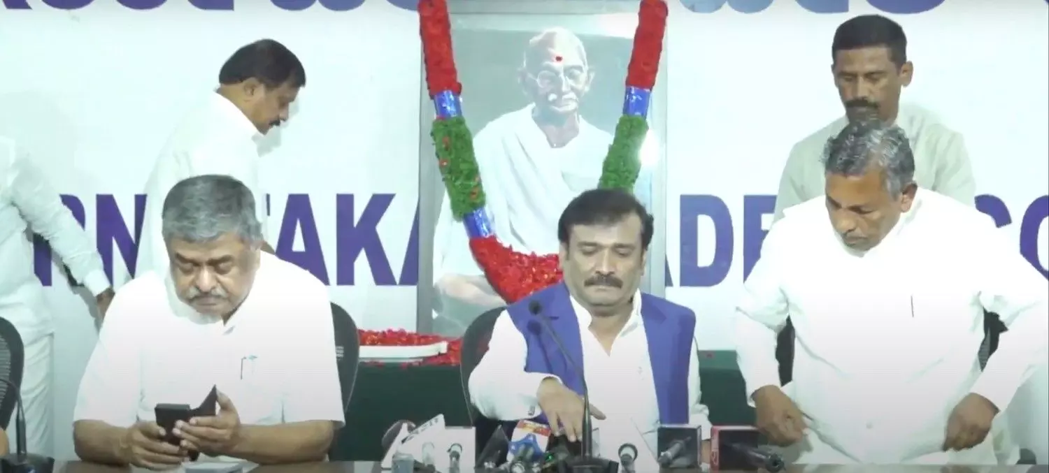 ಕ್ವಿಟ್ ಇಂಡಿಯಾ ದಿನಾಚರಣೆ: ಬಿಜೆಪಿ ವಿರುದ್ಧ ಕಾಂಗ್ರೆಸ್ ನಾಯಕರ ವಾಗ್ದಾಳಿ ಕ್ವಿಟ್ ಇಂಡಿಯಾ ದಿನಾಚರಣೆ: ಬಿಜೆಪಿ ವಿರುದ್ಧ ಕಾಂಗ್ರೆಸ್ ನಾಯಕರ ವಾಗ್ದಾಳಿ