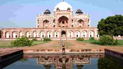 ದೆಹಲಿಯ ಹುಮಾಯೂನ್ ಸಮಾಧಿ ಬಳಿ ಕಟ್ಟಡ ಕುಸಿತ: ಐವರು ಸಾವು, ಹಲವರಿಗೆ ಗಾಯ