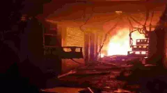 ಬೆಂಗಳೂರಿನಲ್ಲಿ ಭೀಕರ ಅಗ್ನಿ ದುರಂತ: ಪ್ಲಾಸ್ಟಿಕ್ ಮ್ಯಾಟ್ ಅಂಗಡಿಯಲ್ಲಿ ಬೆಂಕಿ, ಒಬ್ಬರ ಸಜೀವ ದಹನ