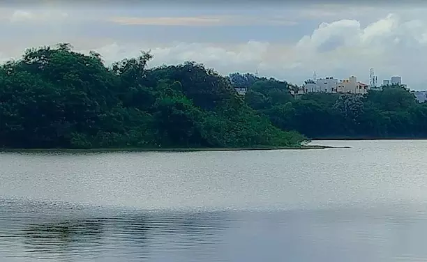 ಯಲಹಂಕ ವ್ಯಾಪ್ತಿಯ ಎರಡು ಕೆರೆಗಳಲ್ಲಿ ತೇಲುವ ಸೌರ ಫಲಕ ಅಳವಡಿಕೆ -ಡಿಕೆಶಿ