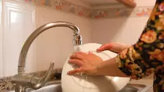 Bengaluru Woman’s Post on House Help’s English Leave Note Goes Viral