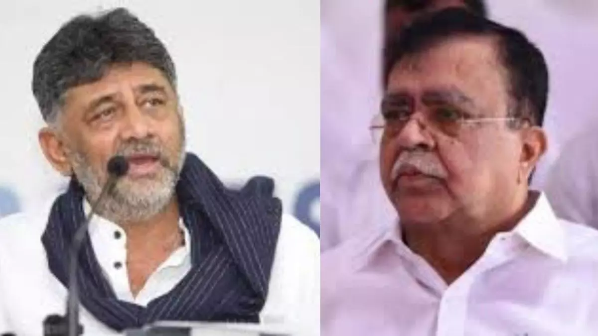 DyCM D.K. Shivakumar’s Participation in RSS Prayer Sparks Discord in Congress: Ministers, Ex-Ministers Express Dissent DyCM D.K. Shivakumar’s Participation in RSS Prayer Sparks Discord in Congress: Ministers, Ex-Ministers Express Dissent