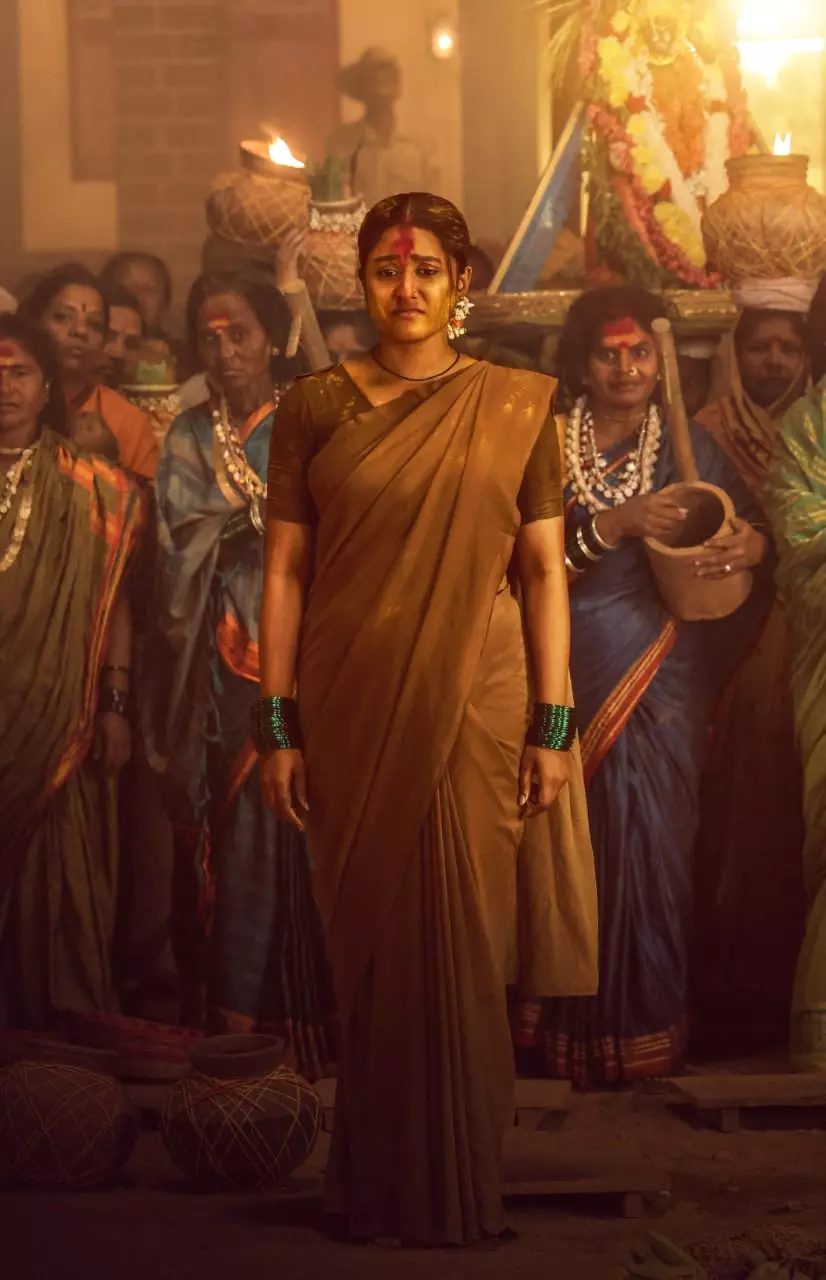 ಲ್ಯಾಂಡ್ ಲಾರ್ಡ್ ಸಿನಿಮಾದಲ್ಲಿ ತಂದೆ-ಮಗಳಾಗಿ ದುನಿಯಾ ವಿಜಯ್, ಪುತ್ರಿ ರಿತನ್ಯಾ; ಪೋಸ್ಟರ್‌ ಬಿಡುಗಡೆ