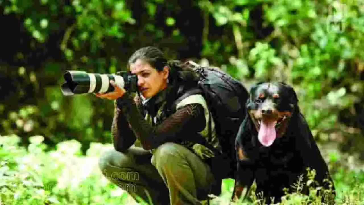 ಬೆಂಗಳೂರಿನ ಖ್ಯಾತ ವನ್ಯಜೀವಿ ಛಾಯಾಗ್ರಾಹಕಿ ವಸುಧಾ ಚಕ್ರವರ್ತಿ ಕೊಲ್ಲೂರಿನಲ್ಲಿ ನಿಗೂಢ ಸಾವು ಬೆಂಗಳೂರಿನ ಖ್ಯಾತ ವನ್ಯಜೀವಿ ಛಾಯಾಗ್ರಾಹಕಿ ವಸುಧಾ ಚಕ್ರವರ್ತಿ ಕೊಲ್ಲೂರಿನಲ್ಲಿ ನಿಗೂಢ ಸಾವು