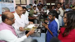 ಸರ್ಕಾರಿ ಆಸ್ಪತ್ರೆಗಳಲ್ಲಿ ಇಸ್ಕಾನ್‌ ಸಹಯೋಗದೊಂದಿಗೆ ಪೌಷ್ಟಿಕ ಆಹಾರ ವಿತರಣೆ; ದಿನೇಶ್‌ ಗುಂಡೂರಾವ್‌ ಚಾಲನೆ