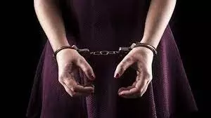 Greed for Rs 15 lakh compensation: Wife poisons husband to death, drama exposed!