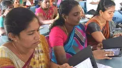 ಒತ್ತಡದಲ್ಲಿ ಶಿಕ್ಷಕರು| ಬೆನ್ನುಬೆನ್ನಿಗೆ ಬಂತು ಜಾತಿ ಗಣತಿ,  ಚುನಾವಣಾ ಕಾರ್ಯ! ರಜೆಯಿಲ್ಲ, ಬಿಡುವಿಲ್ಲ... ಪಾಠಕ್ಕೆಲ್ಲಿದೆ ಪುರುಸೊತ್ತು?