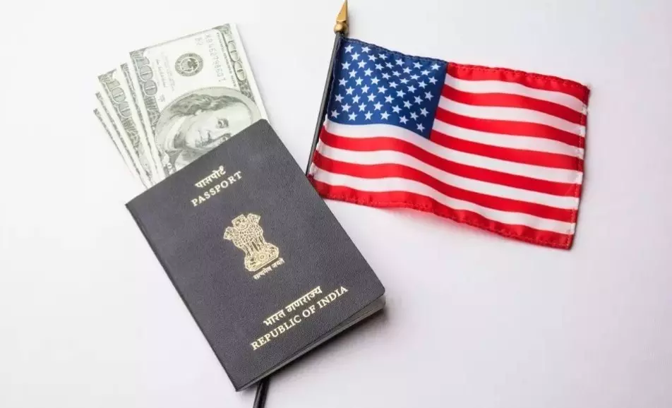 Trump shocks Indian techies with massive hike in H-1B visa fees Trump shocks Indian techies with massive hike in H-1B visa fees