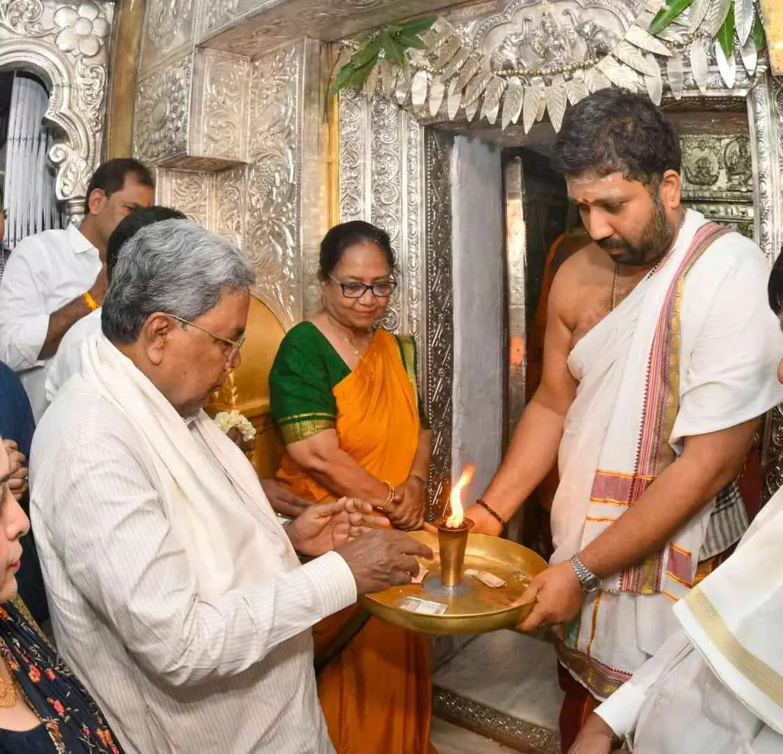 ಇತಿಹಾಸ ಗೊತ್ತಿಲ್ಲದವರು ಇತಿಹಾಸ ನಿರ್ಮಿಸಲು ಸಾಧ್ಯವಿಲ್ಲ; ಸಿ.ಎಂ ಸಿದ್ದರಾಮಯ್ಯ ಇತಿಹಾಸ ಗೊತ್ತಿಲ್ಲದವರು ಇತಿಹಾಸ ನಿರ್ಮಿಸಲು ಸಾಧ್ಯವಿಲ್ಲ; ಸಿ.ಎಂ ಸಿದ್ದರಾಮಯ್ಯ