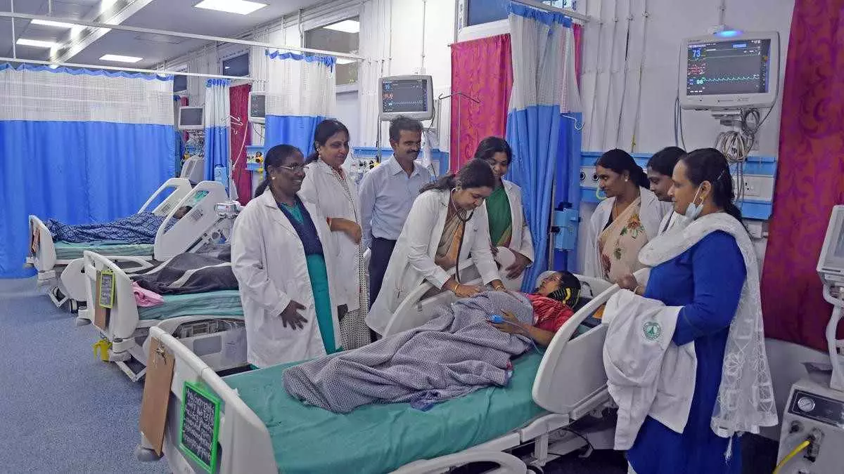 appointing specialist doctors to hospital, reducing maternal mortality rate to 40