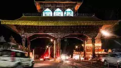 ಲಡಾಖ್ ಕರ್ಫ್ಯೂ: ಪ್ರವಾಸೋದ್ಯಮಕ್ಕೆ ಹೊಡೆತ, ಹೋಟೆಲ್‌ಗಳು ಖಾಲಿ ಖಾಲಿ, ನಿಂತಲ್ಲೇ ನಿಂತಿವೆ ಟ್ಯಾಕ್ಸಿಗಳು