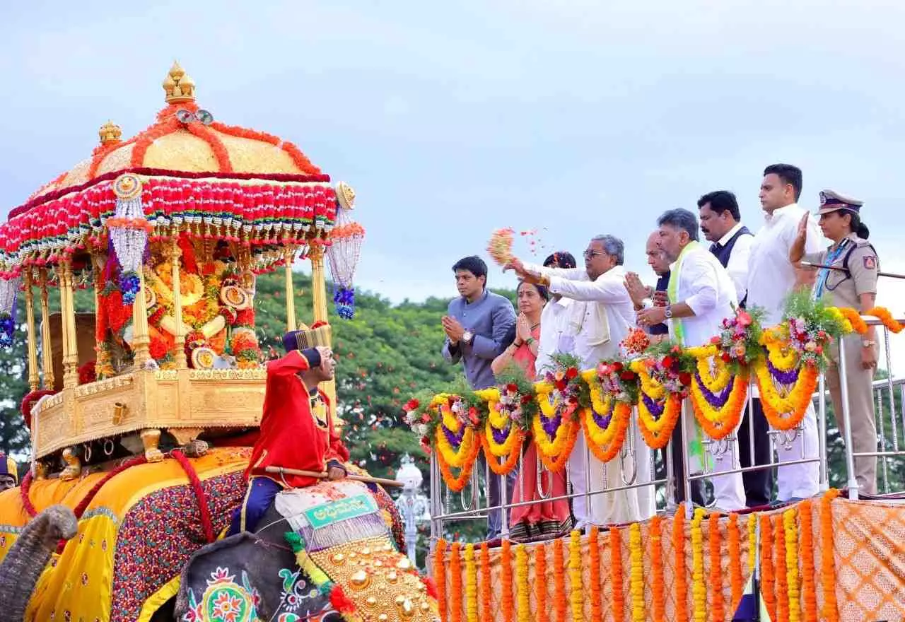 Mysore Dasara 2025 | ದಸರಾ ಜಂಬೂ ಸವಾರಿ; ಆರನೇ ಬಾರಿ ಅಂಬಾರಿ ಹೊತ್ತ ಅಭಿಮನ್ಯು