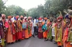 Demand for 1% reservation: Nomadic community erupts against Congress