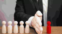 ಕರ್ನಾಟಕದ ಜಾತಿ ಸಮೀಕ್ಷೆ: ಅವರ ಎದೆಯಲ್ಲೀಗ ‘ಸಣ್ಣ ಸಂಖ್ಯೆ’ ಎಂಬ ತಲ್ಲಣ