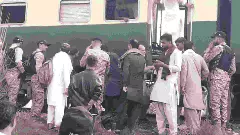 ಪಾಕಿಸ್ತಾನ: ಜಾಫರ್ ಎಕ್ಸ್‌ಪ್ರೆಸ್ ಮೇಲೆ ಬಾಂಬ್ ದಾಳಿ, 5 ಬೋಗಿಗಳು ಹಳಿತಪ್ಪಿ ಹಲವರಿಗೆ ಗಾಯ