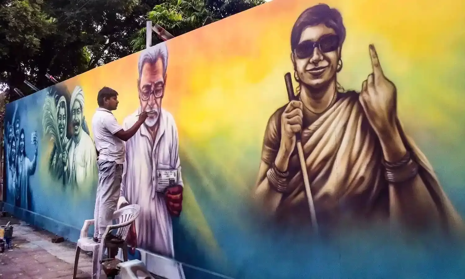 ಚಂಪಾರಣ್ನಿಂದ ವೋಟ್ ಚೋರಿ ತನಕ: ಪಣಕ್ಕೊಡಿದ ಬಿಹಾರದ ಮತದಾರರ ಆತ್ಮ ಚಂಪಾರಣ್ನಿಂದ ವೋಟ್ ಚೋರಿ ತನಕ: ಪಣಕ್ಕೊಡಿದ ಬಿಹಾರದ ಮತದಾರರ ಆತ್ಮ