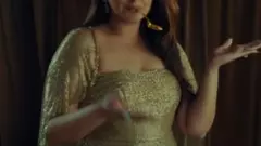 ಹೊಸ ಜಾಹೀರಾತಿನಲ್ಲಿ ಚಿನ್ನದ ಚಮಚ ಬಳಸಿ  ಸೋನಾಕ್ಷಿ ಸಿನ್ಹಾ ಚರ್ಚೆ