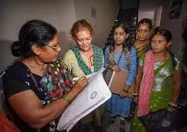Caste survey delayed | Survey till 9 pm in Greater Bengaluru Municipal Corporation limits Caste survey delayed | Survey till 9 pm in Greater Bengaluru Municipal Corporation limits