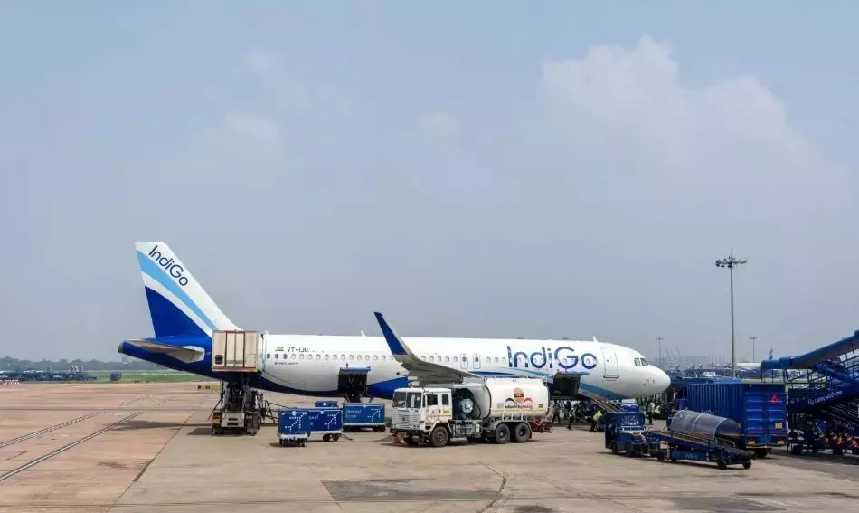IndiGo flight makes emergency landing in Varanasi after fuel leak IndiGo flight makes emergency landing in Varanasi after fuel leak