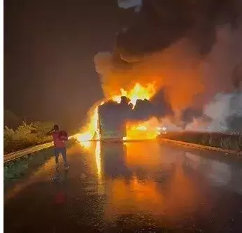 ಆಂಧ್ರಪ್ರದೇಶದಲ್ಲಿ ಖಾಸಗಿ ಬಸ್ ದುರಂತ; 20ಕ್ಕೂ ಹೆಚ್ಚು ಪ್ರಯಾಣಿಕರು ಸಜೀವ ದಹನ