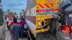 ನೆಲಮಂಗಲ ಬಳಿ ಭೀಕರ ಅಪಘಾತ: ಲಾರಿಗೆ ಕಾರು ಡಿಕ್ಕಿಯಾಗಿ ಇಬ್ಬರು ಸ್ಥಳದಲ್ಲೇ ಸಾವು