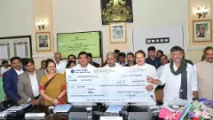 ಕೆಎಸ್‌ಡಿಸಿಎಲ್‌ನಿಂದ ಸರ್ಕಾರಕ್ಕೆ 135 ಕೋಟಿ ರೂ. ಲಾಭಾಂಶದ ಚೆಕ್ ಹಸ್ತಾಂತರ