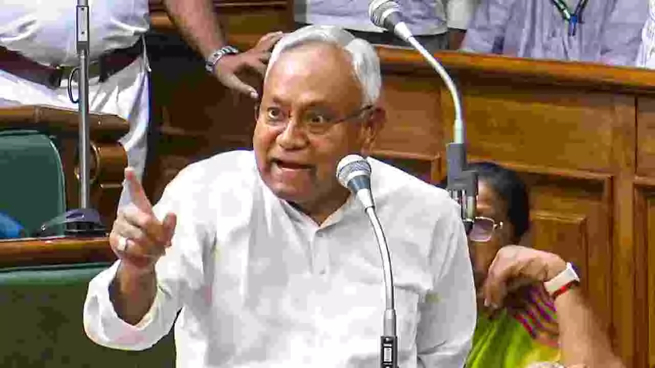ಬಿಹಾರ ಚುನಾವಣೆ: ಬಂಡಾಯವೆದ್ದ 11 ನಾಯಕರಿಗೆ ಜೆಡಿಯುನಿಂದ ಗೇಟ್ಪಾಸ್ ಬಿಹಾರ ಚುನಾವಣೆ: ಬಂಡಾಯವೆದ್ದ 11 ನಾಯಕರಿಗೆ ಜೆಡಿಯುನಿಂದ ಗೇಟ್ಪಾಸ್