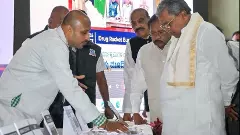 CM advises police not to associate with criminals, join hands for a drug-free state