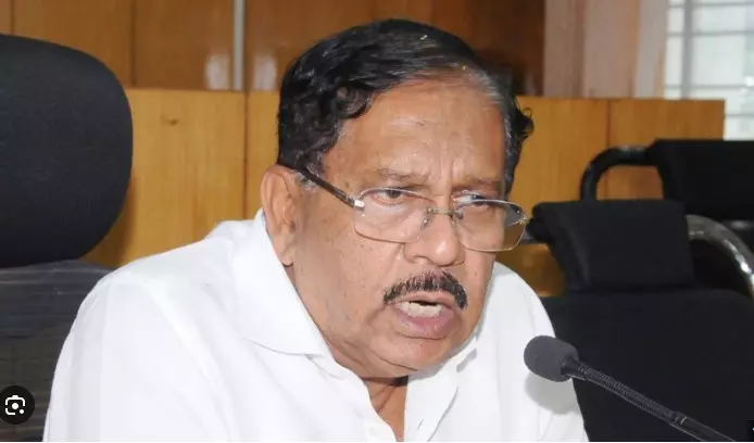 ಸಿದ್ದರಾಮಯ್ಯ ಐದು ವರ್ಷ ಪೂರ್ಣಾವಧಿ ಸಿಎಂ: ಗೃಹ ಸಚಿವ ಪರಮೇಶ್ವರ್ ಬೆಂಬಲ ಸಿದ್ದರಾಮಯ್ಯ ಐದು ವರ್ಷ ಪೂರ್ಣಾವಧಿ ಸಿಎಂ: ಗೃಹ ಸಚಿವ ಪರಮೇಶ್ವರ್ ಬೆಂಬಲ