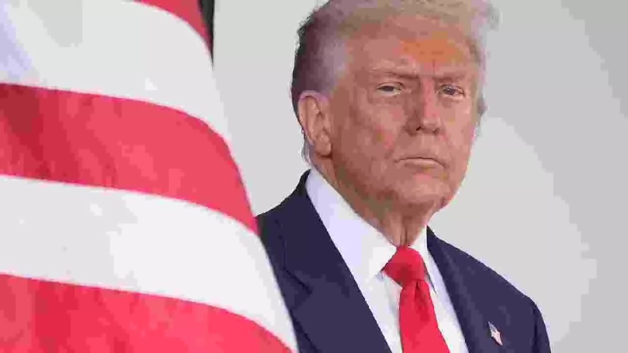 ಅಮೆರಿಕದಲ್ಲಿ ವಲಸೆ ಕಾರ್ಮಿಕರಿಗೆ ಶಾಕ್: ಉದ್ಯೋಗ ಪರವಾನಗಿ ಸ್ವಯಂಚಾಲಿತ ವಿಸ್ತರಣೆ ರದ್ದು